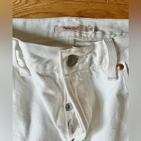 Levi’s Premium Wedgie Straight Fit White - Picture 6 of 7